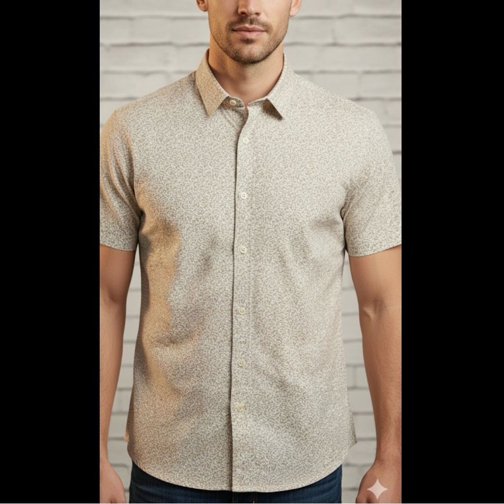 Michael Kors Men's Beige Graphic Print Short Sleeve Button-Up Shirt L
